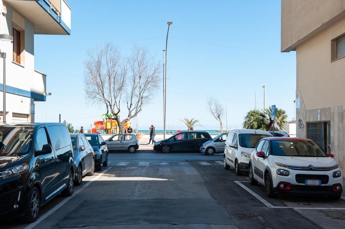 Augusto Al Mare Hotel Pescara Exterior photo