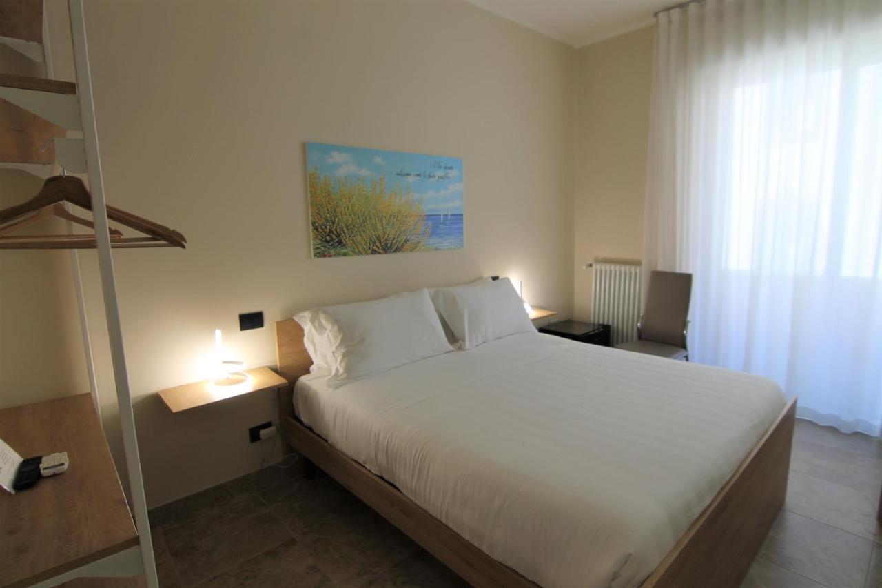 Augusto Al Mare Hotel Pescara Exterior photo